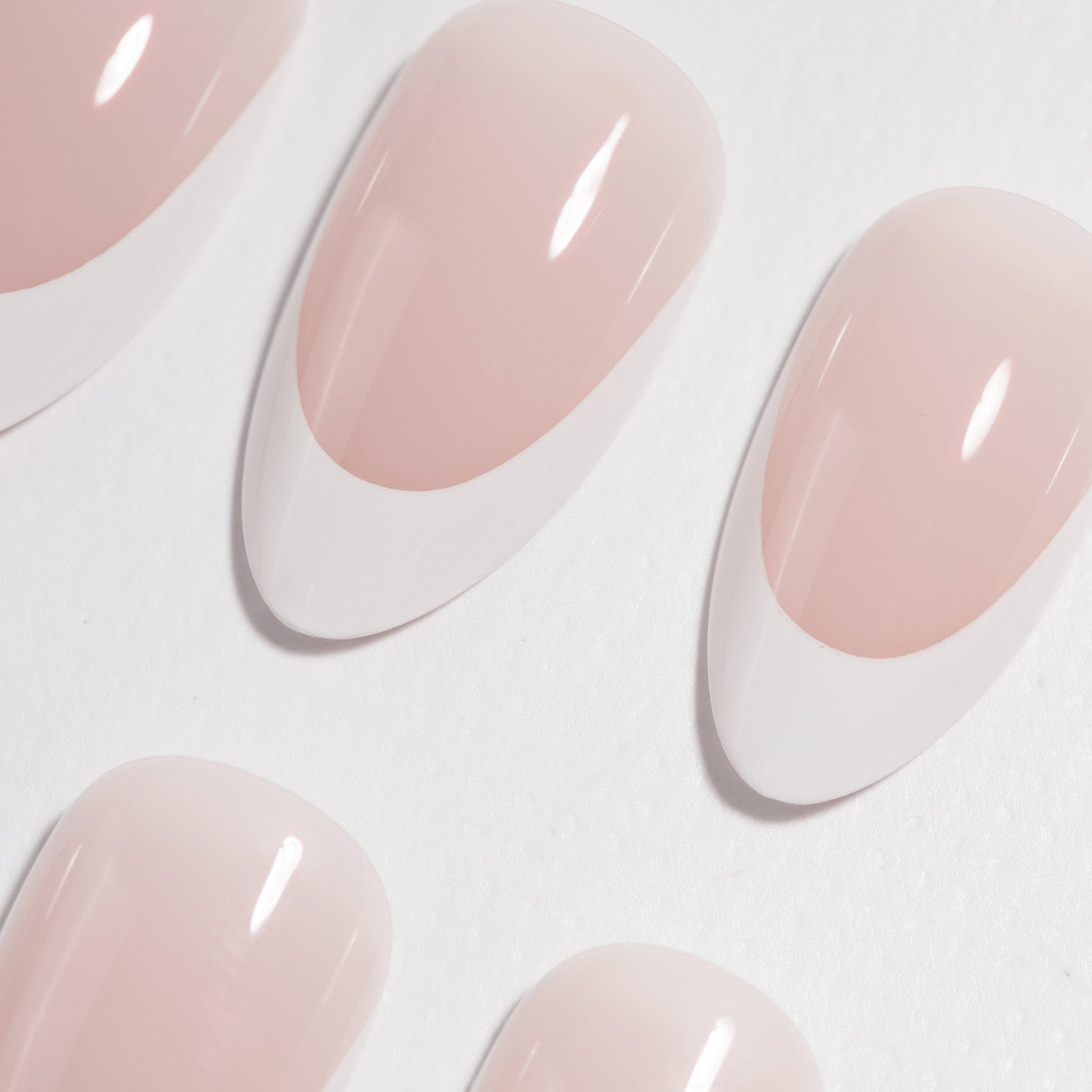 Boudoir press on nails zoomed - Lilac St.