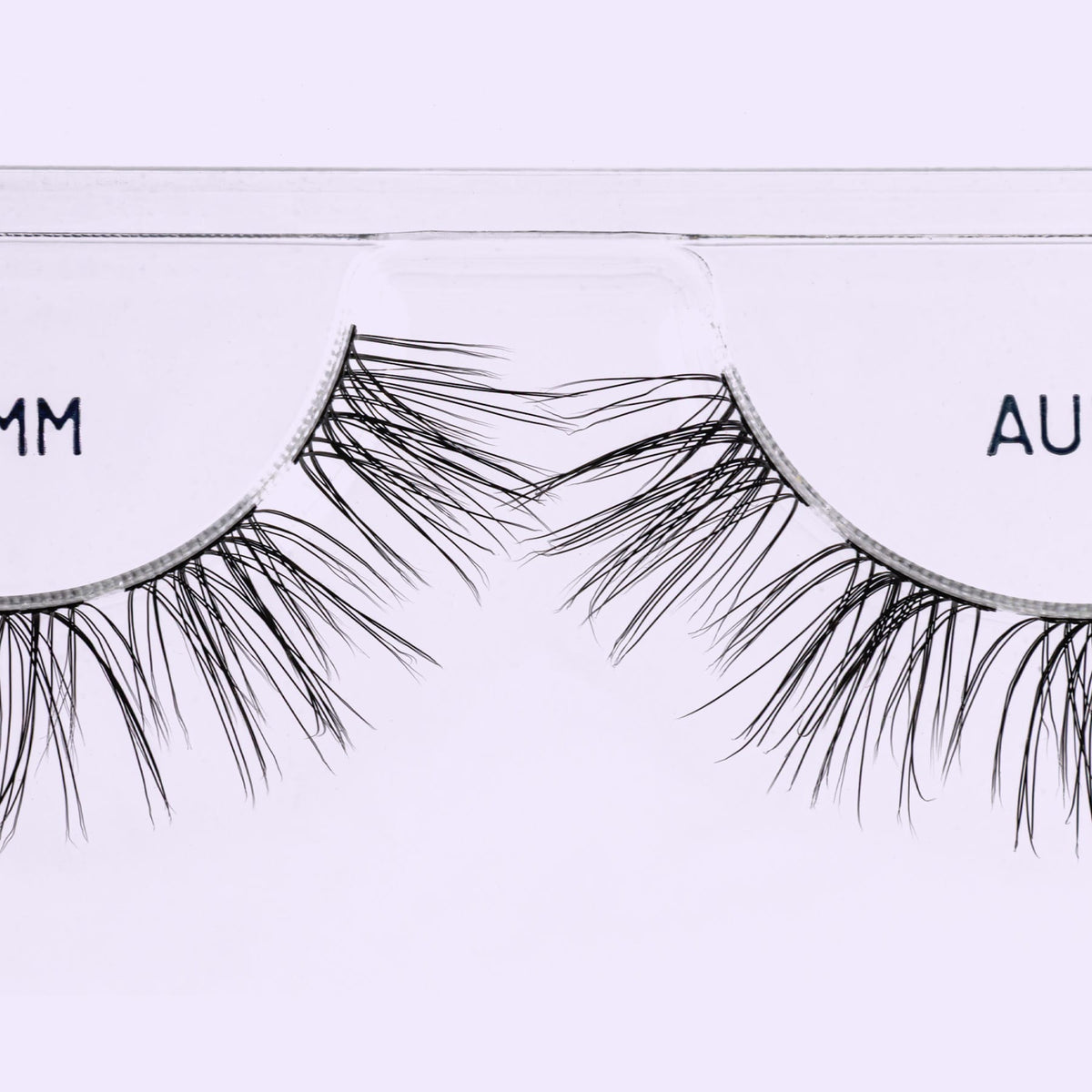 Aura lash tray upclose