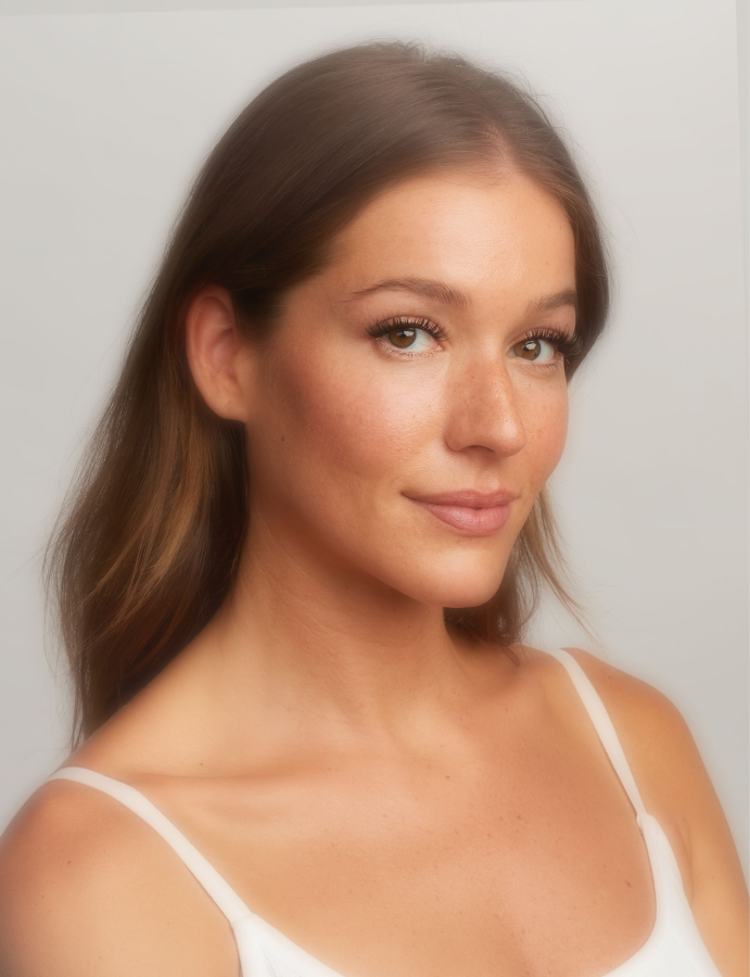 midnight lash extensions on a model